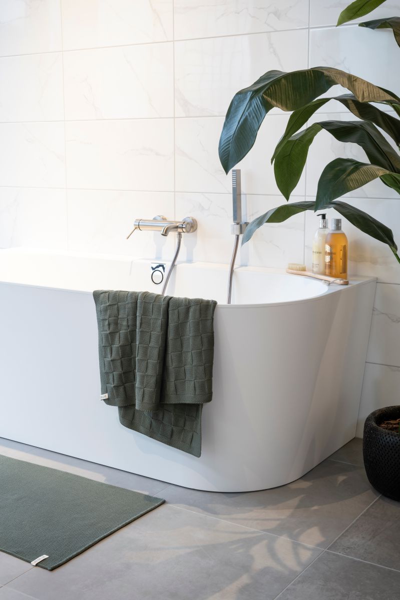bath towel ivy med grey 70x140