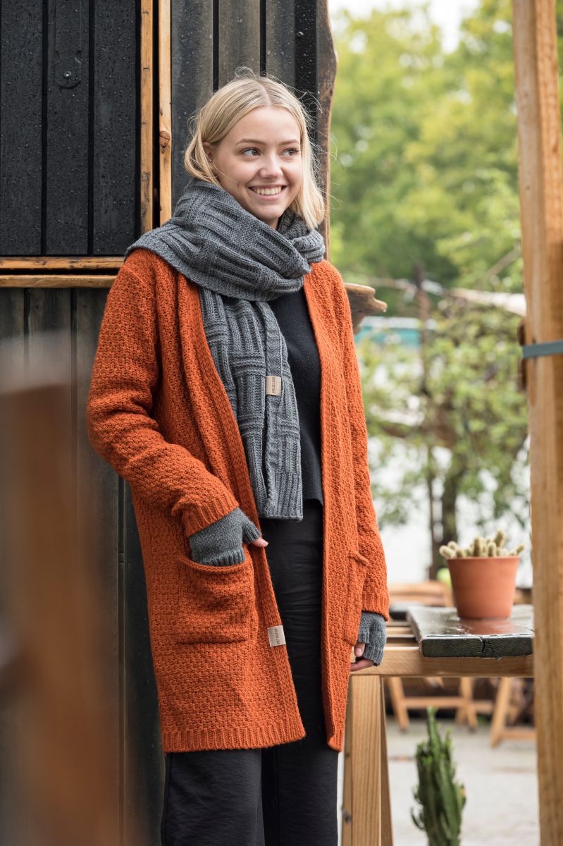 luna knitted cardigan cappuccino 4042 with side pockets