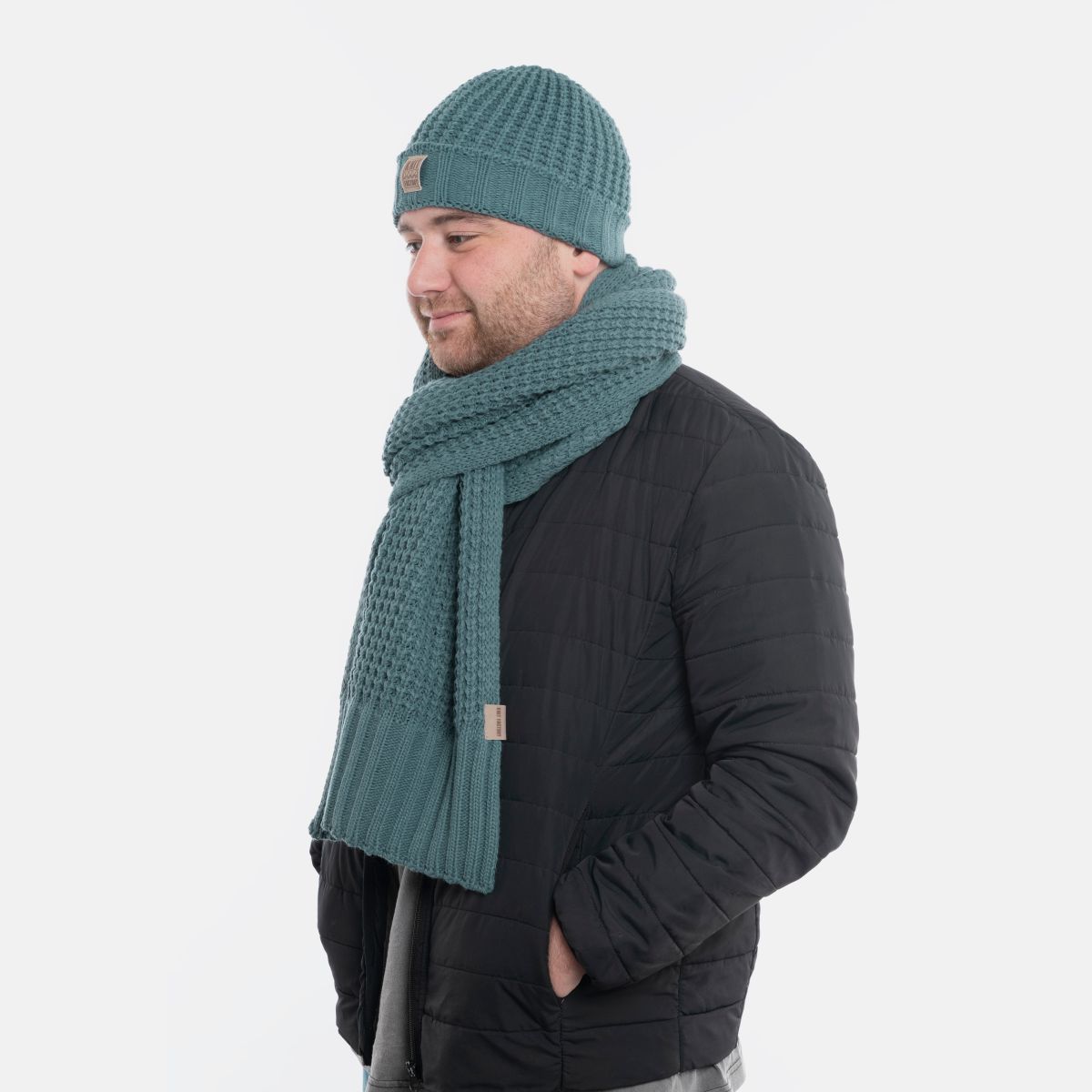 robin scarf laurel